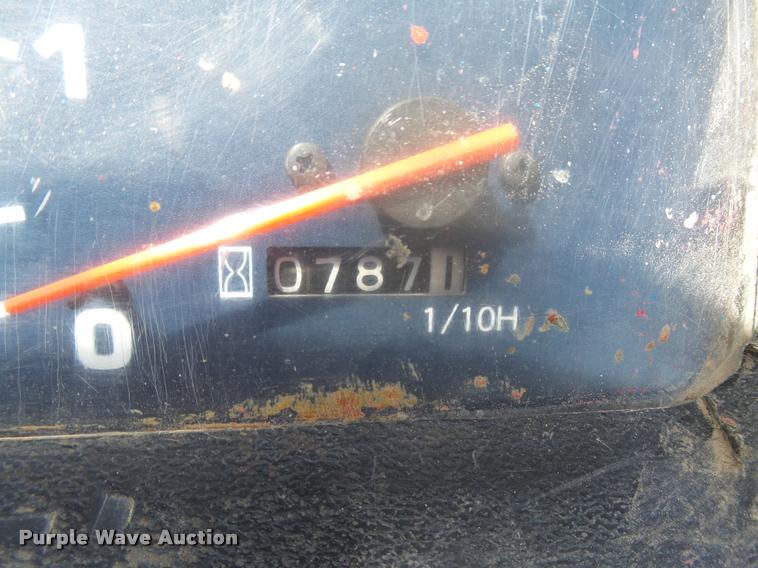 image for item DB2521 Kubota L4400D tractor with Autoquip platform