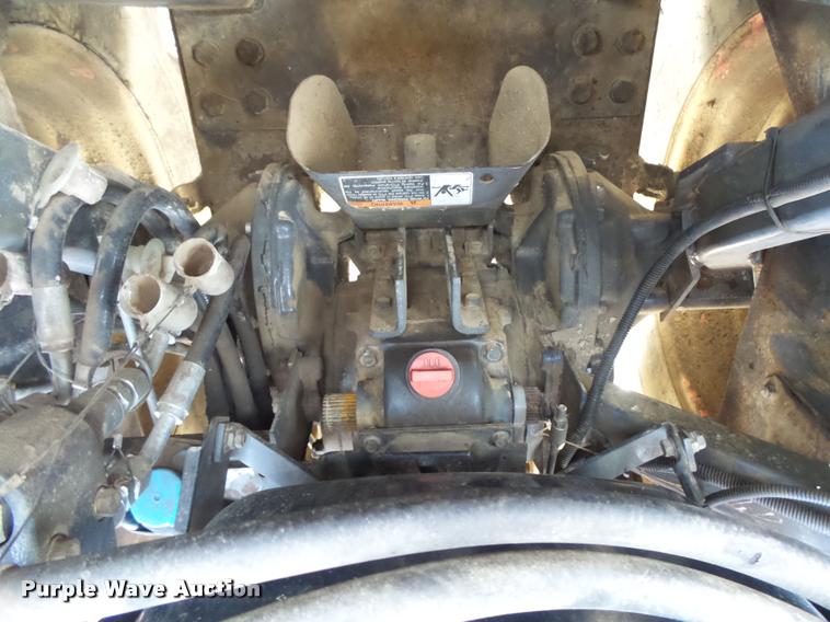 image for item DB2521 Kubota L4400D tractor with Autoquip platform