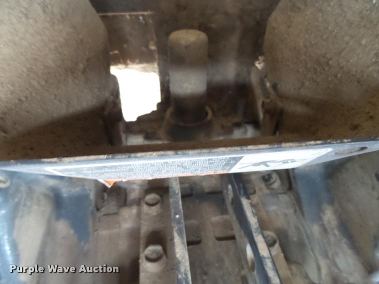 image for item DB2521 Kubota L4400D tractor with Autoquip platform