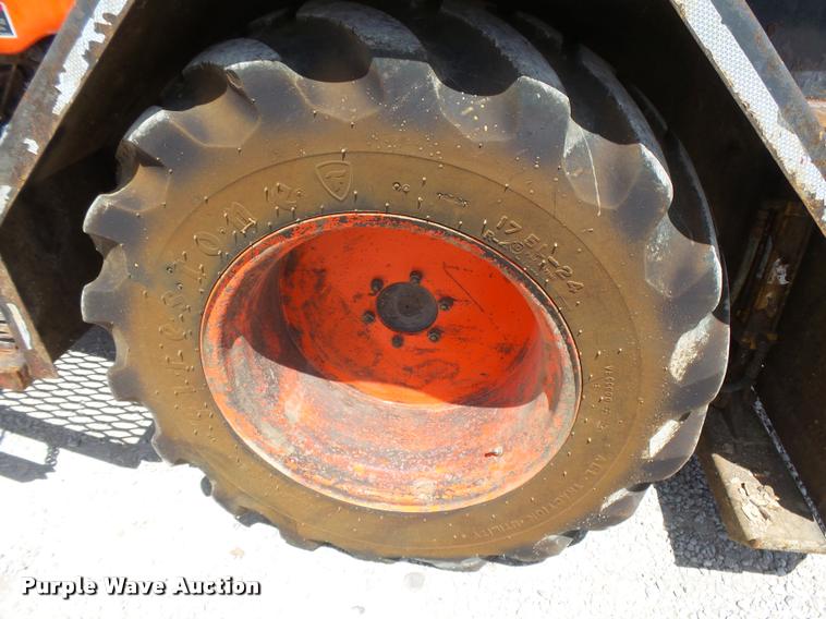 image for item DB2521 Kubota L4400D tractor with Autoquip platform