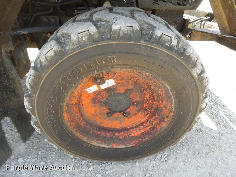 image for item DB2521 Kubota L4400D tractor with Autoquip platform