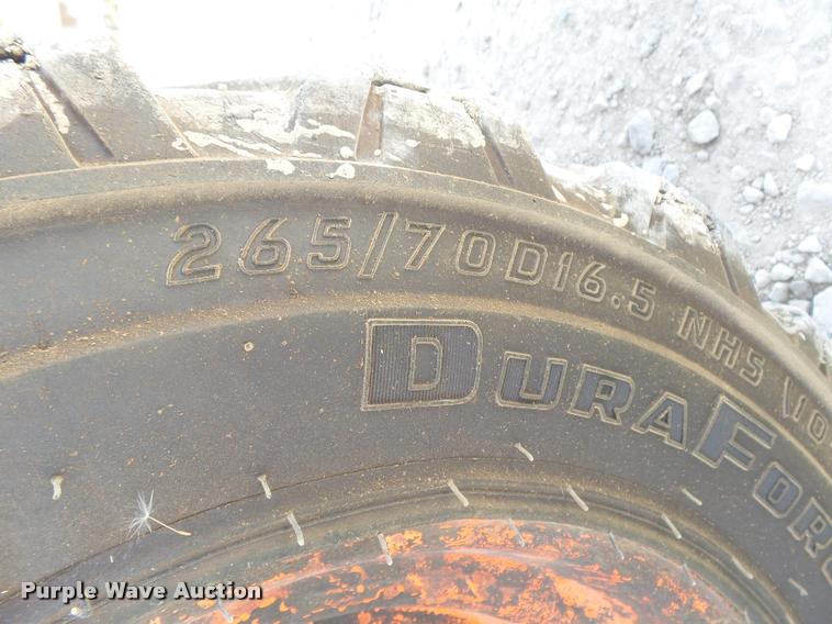 image for item DB2521 Kubota L4400D tractor with Autoquip platform