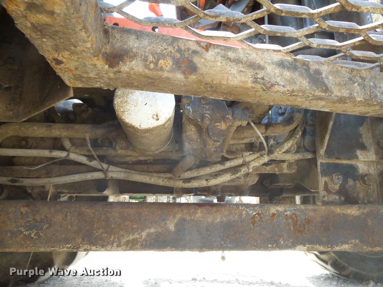 image for item DB2521 Kubota L4400D tractor with Autoquip platform