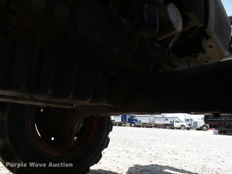 image for item DB2521 Kubota L4400D tractor with Autoquip platform