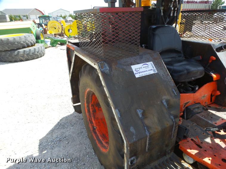 image for item DB2521 Kubota L4400D tractor with Autoquip platform