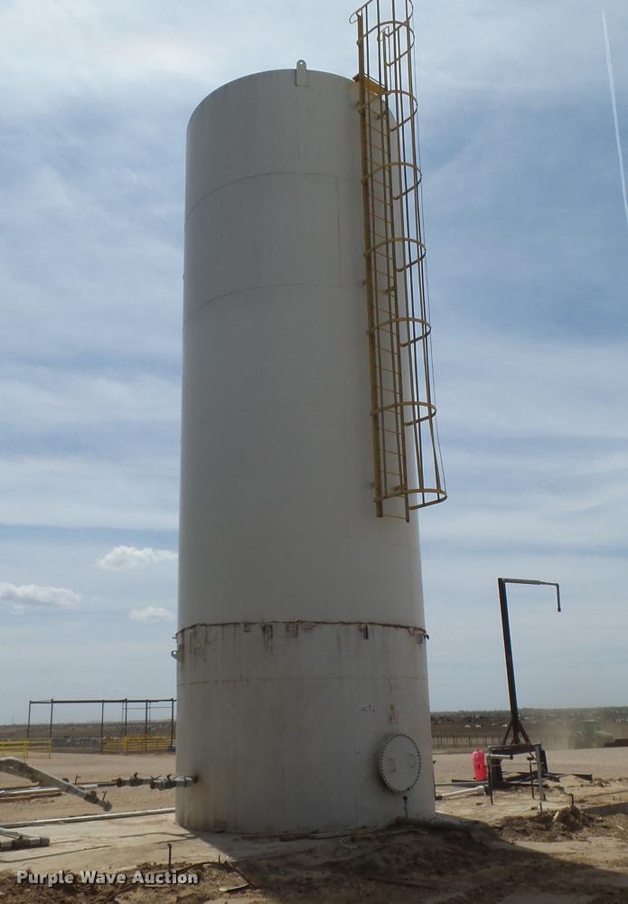 image for item DB2525 2007 Palmer steel water storage tank