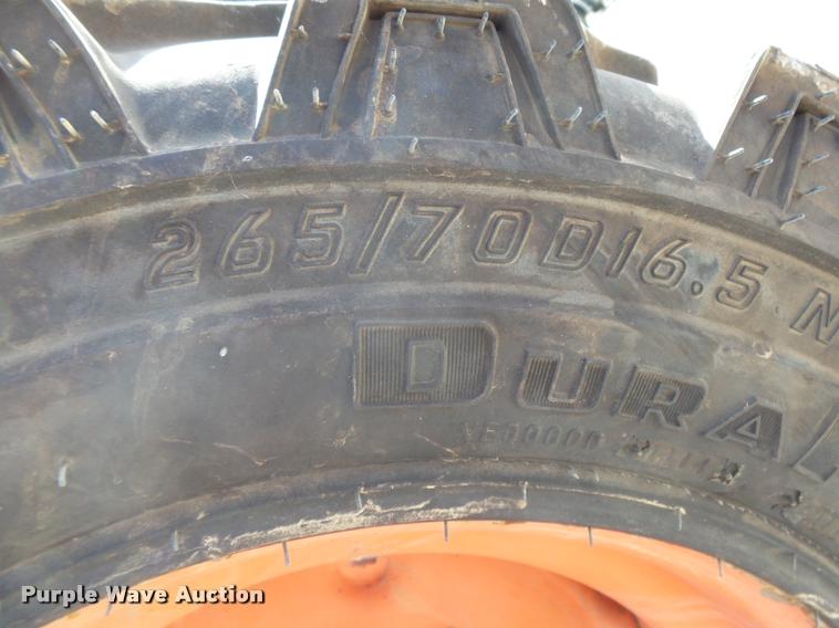 image for item DB2526 Kubota L4400 tractor