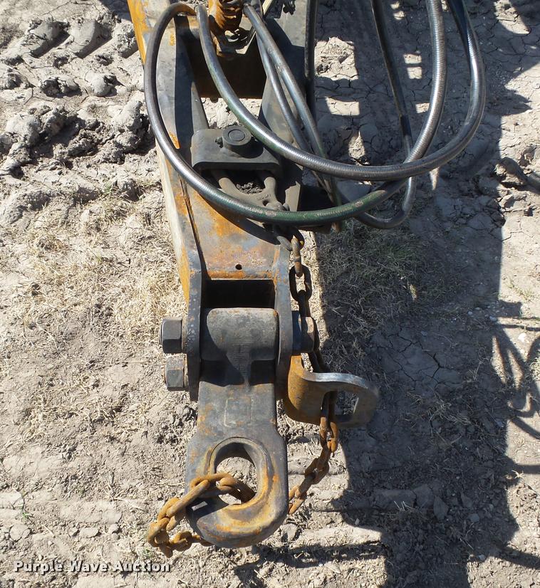 image for item DB2532 2014 Sunflower 3392-52 9X6 sweep plow