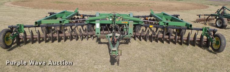 image for item DB2534 John Deere 630 tandem disk