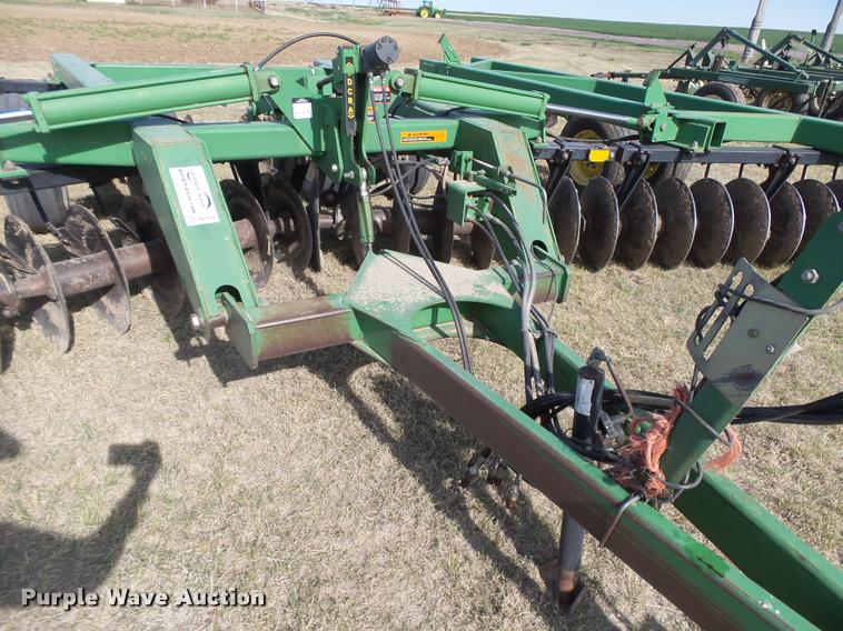 image for item DB2534 John Deere 630 tandem disk