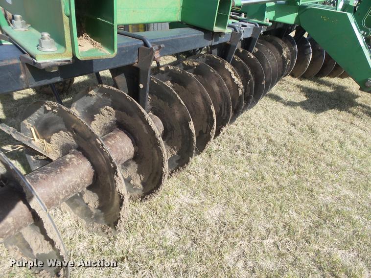 image for item DB2534 John Deere 630 tandem disk