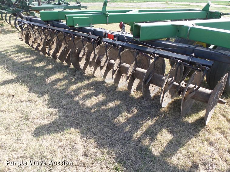 image for item DB2534 John Deere 630 tandem disk