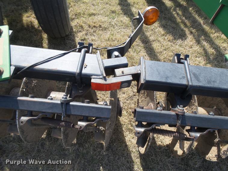 image for item DB2534 John Deere 630 tandem disk