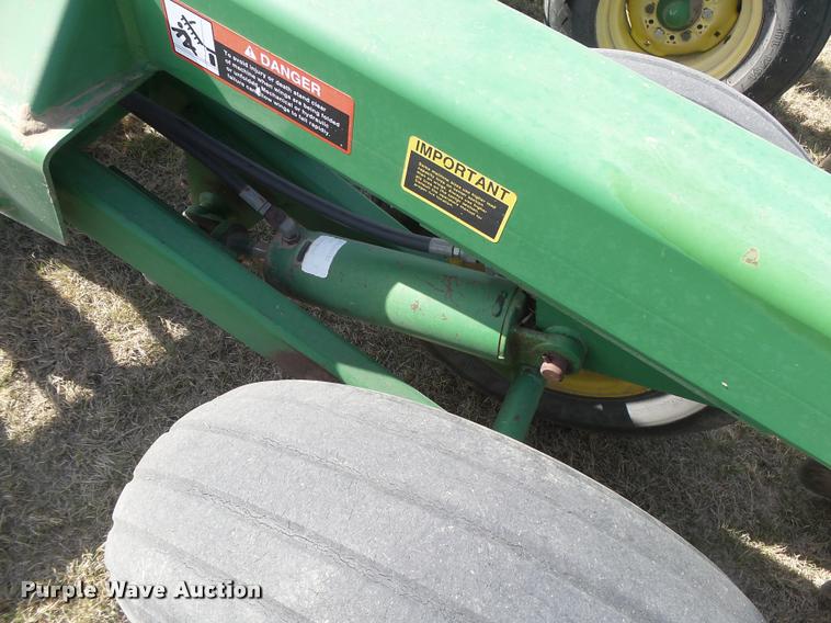 image for item DB2534 John Deere 630 tandem disk