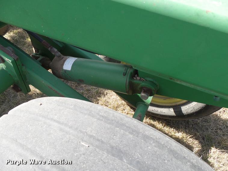image for item DB2534 John Deere 630 tandem disk