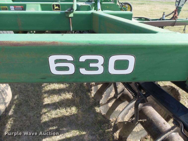 image for item DB2534 John Deere 630 tandem disk