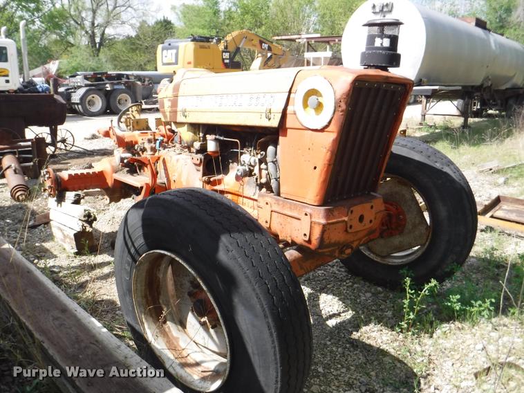 image for item DB3916 Ford Tiger Special 6600 tractor