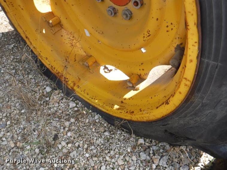 image for item DB3916 Ford Tiger Special 6600 tractor