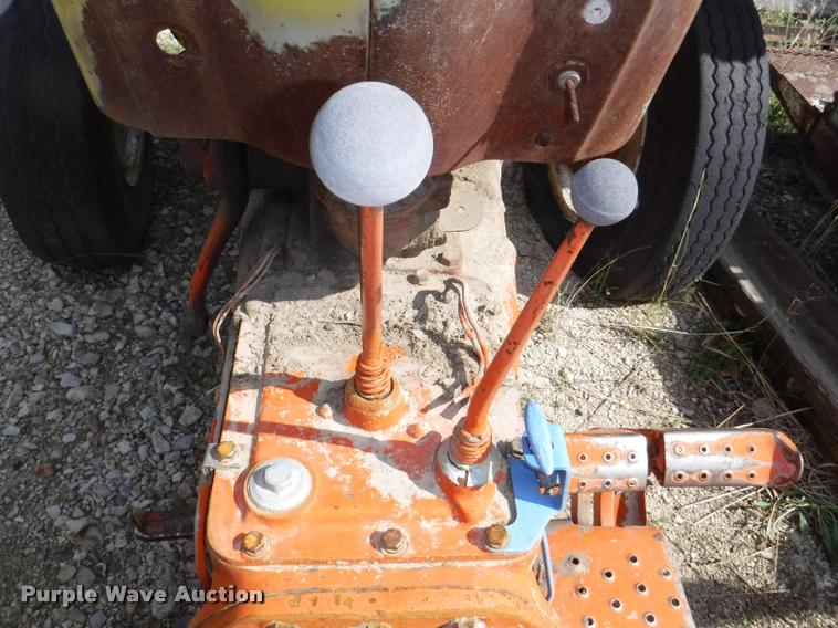 image for item DB3916 Ford Tiger Special 6600 tractor