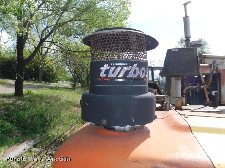 image for item DB3916 Ford Tiger Special 6600 tractor