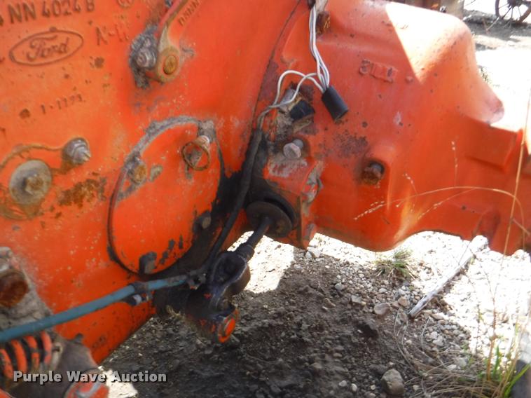 image for item DB3916 Ford Tiger Special 6600 tractor