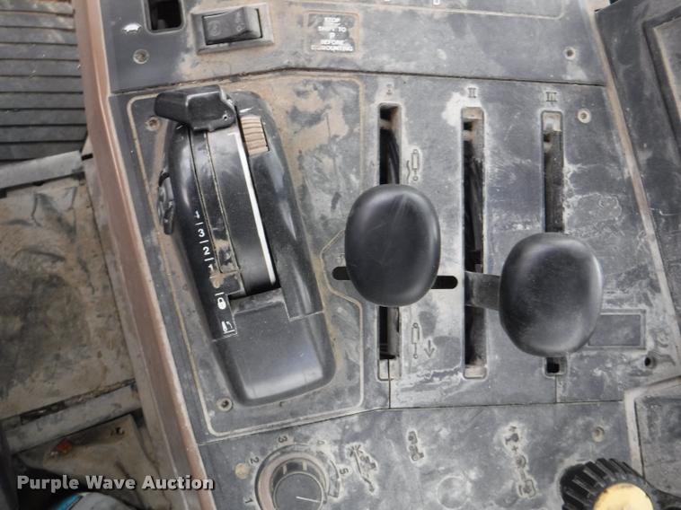 image for item DB3927 John Deere 6300 tractor