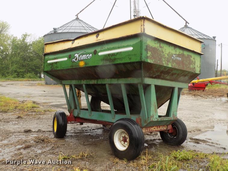 image for item DC7230 Demco GF-250 gravity wagon