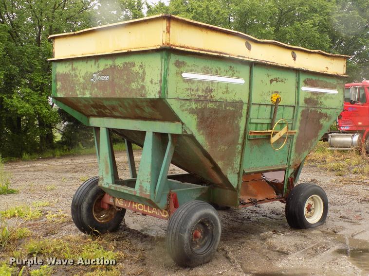 image for item DC7230 Demco GF-250 gravity wagon