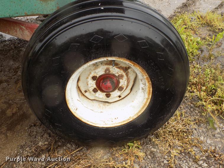 image for item DC7230 Demco GF-250 gravity wagon