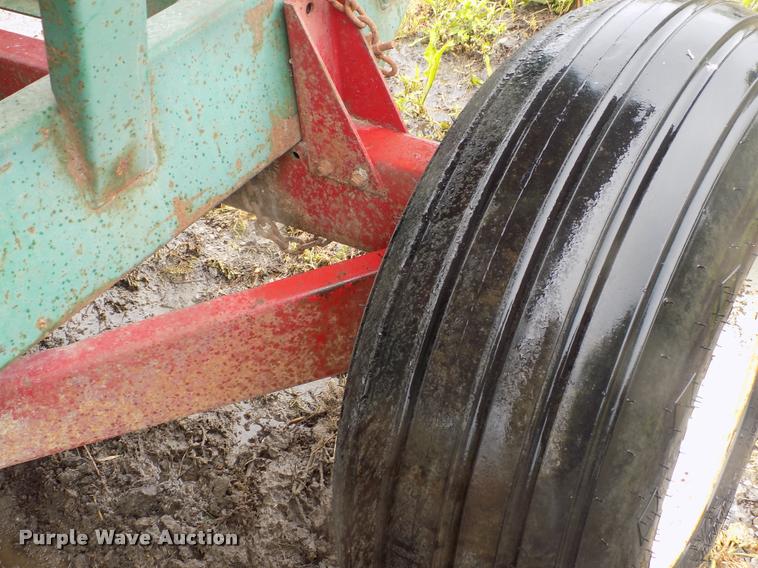 image for item DC7230 Demco GF-250 gravity wagon