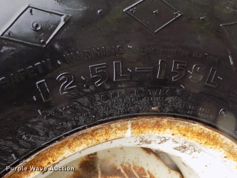 image for item DC7230 Demco GF-250 gravity wagon