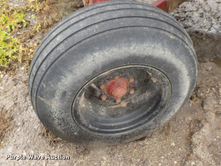 image for item DC7230 Demco GF-250 gravity wagon