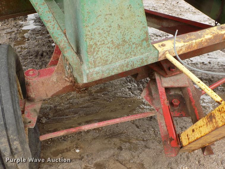 image for item DC7230 Demco GF-250 gravity wagon