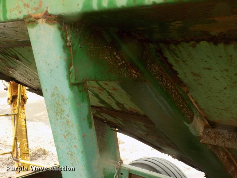 image for item DC7230 Demco GF-250 gravity wagon