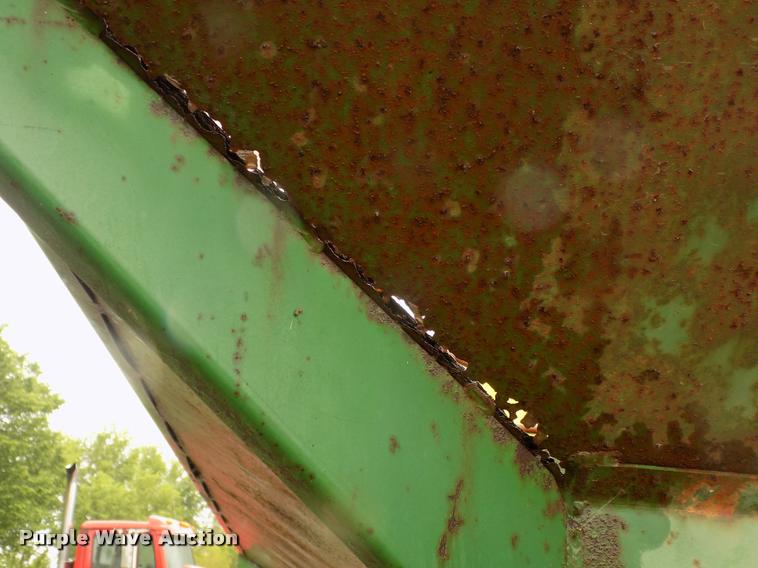 image for item DC7230 Demco GF-250 gravity wagon