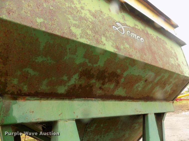 image for item DC7230 Demco GF-250 gravity wagon