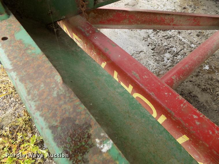 image for item DC7230 Demco GF-250 gravity wagon