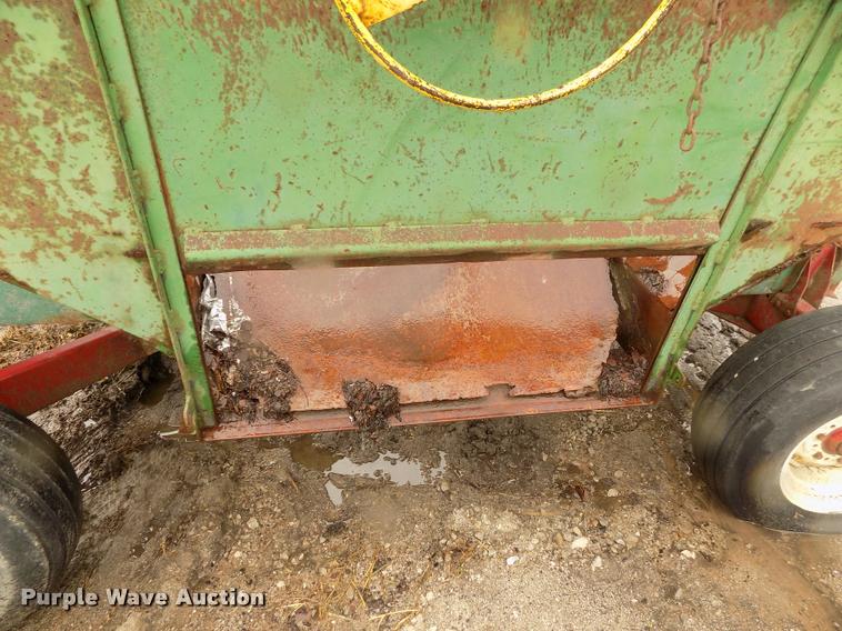 image for item DC7230 Demco GF-250 gravity wagon