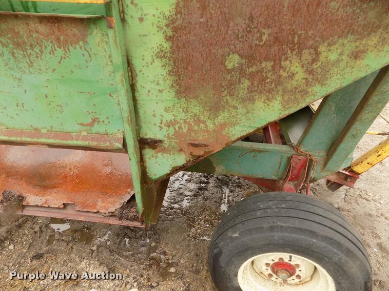 image for item DC7230 Demco GF-250 gravity wagon