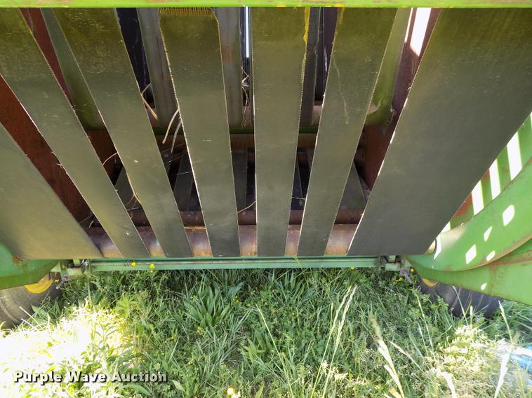 image for item DC7240 John Deere 510 round baler