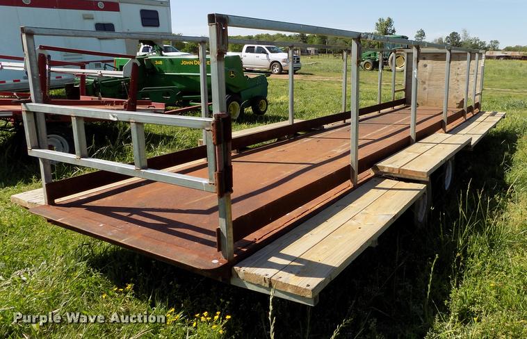 image for item DC7242 Livestock feeder