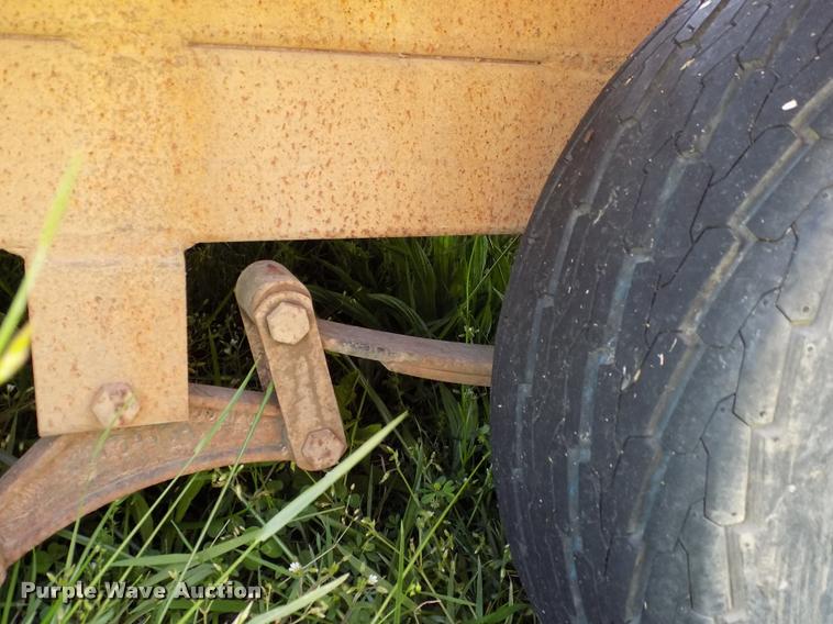 image for item DC7242 Livestock feeder