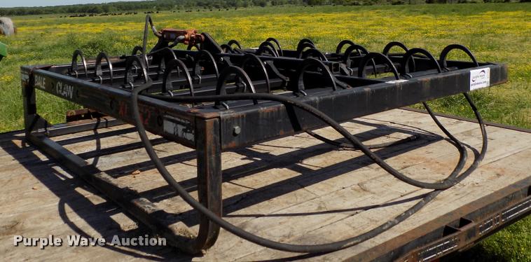 image for item DC7243 Bale stacker forks