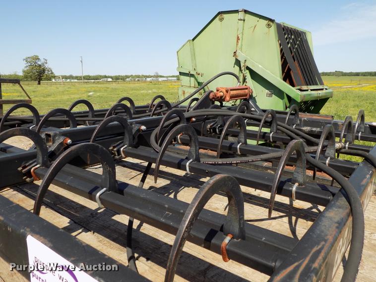 image for item DC7243 Bale stacker forks