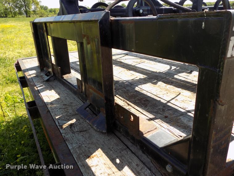 image for item DC7243 Bale stacker forks