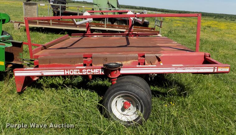 image for item DC7244 Hoelscher 1000 bale accumulator