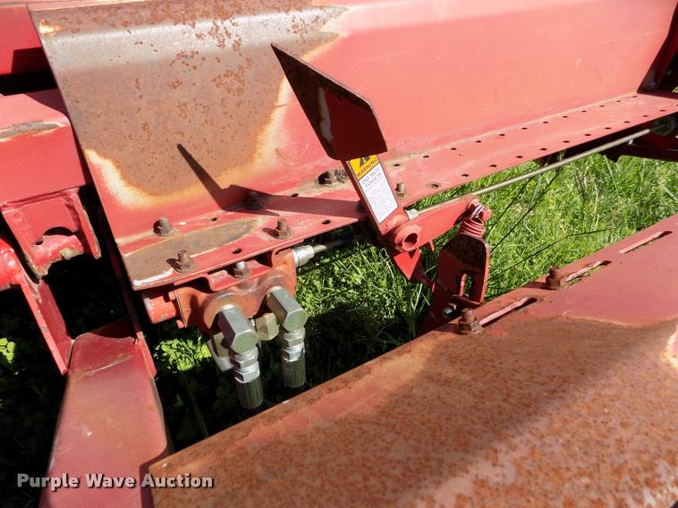 image for item DC7244 Hoelscher 1000 bale accumulator