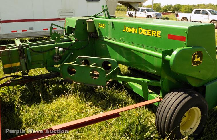 image for item DC7245 John Deere 348W square baler