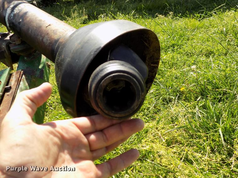 image for item DC7245 John Deere 348W square baler