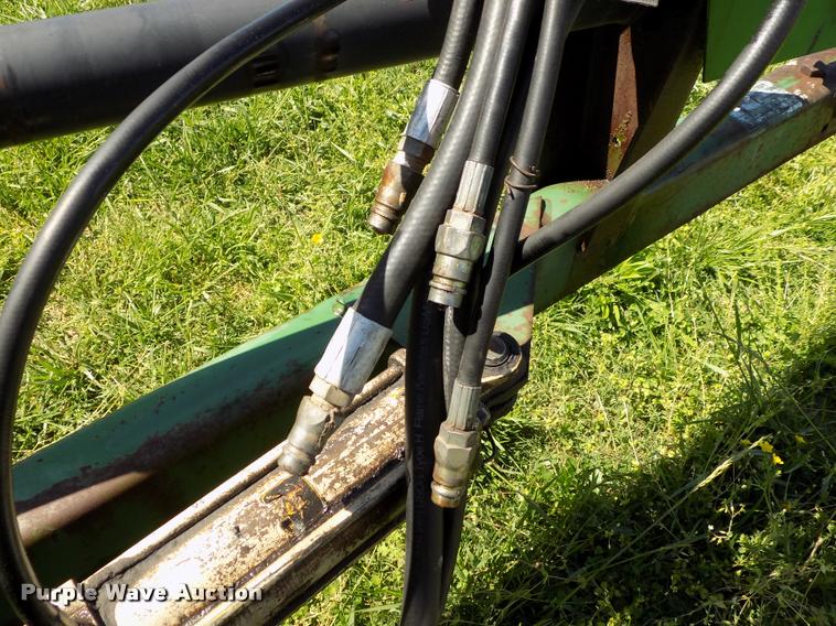 image for item DC7245 John Deere 348W square baler